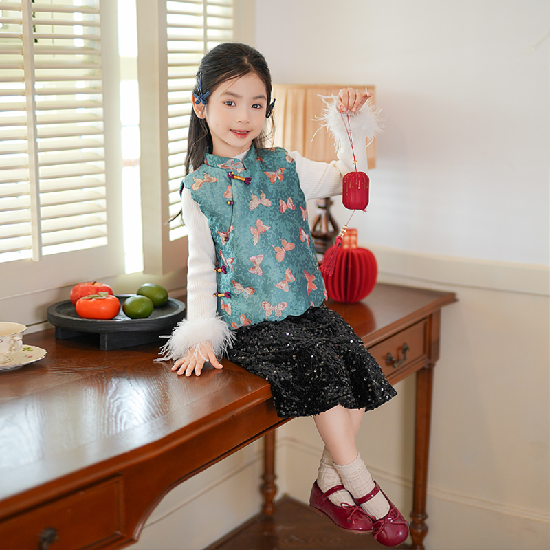 汉服女童套装2025款冬季新款旗袍改良新中式国风拜年服过年衣服