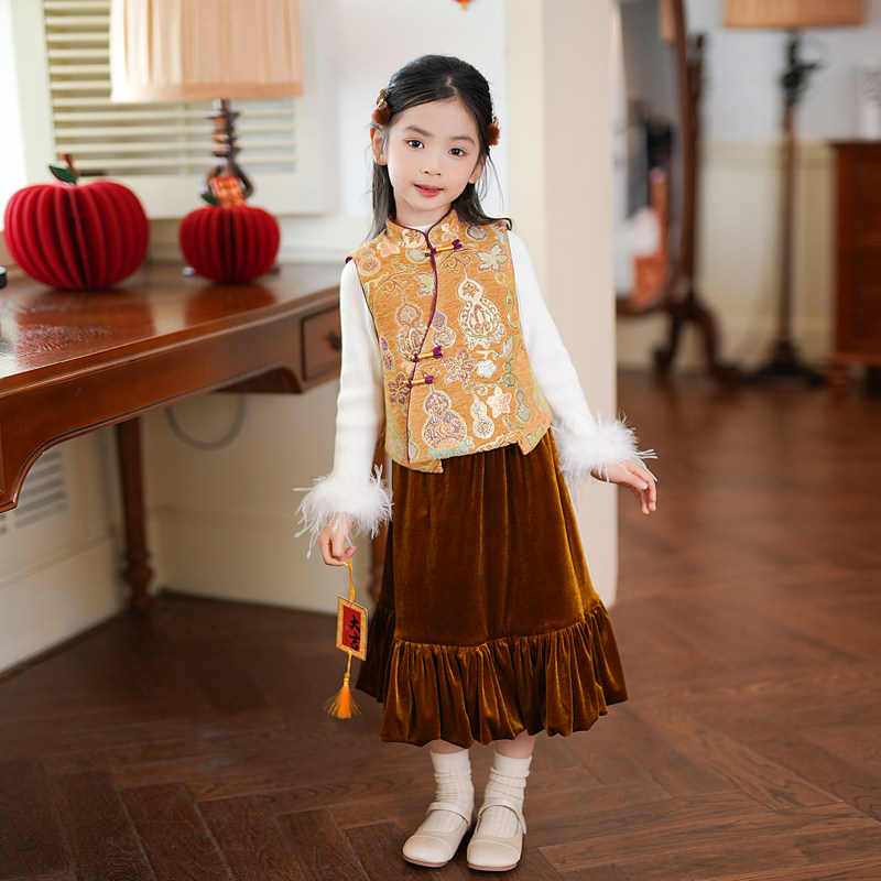 女童套装新中式拜年服马甲汉服唐装2025款冬装小女孩生日周岁礼服,童装/婴儿装/亲子装,汉服,淘宝优惠券,粉丝福利购,淘宝优惠卷