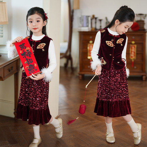 80949女童国风丝绒马甲拜年服2025冬季新款古风唐装外搭马夹背心