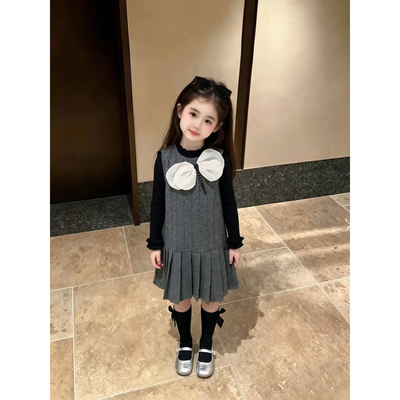 女童背心裙学院风百褶裙2026秋季新款中大童洋气甜美儿童连衣裙