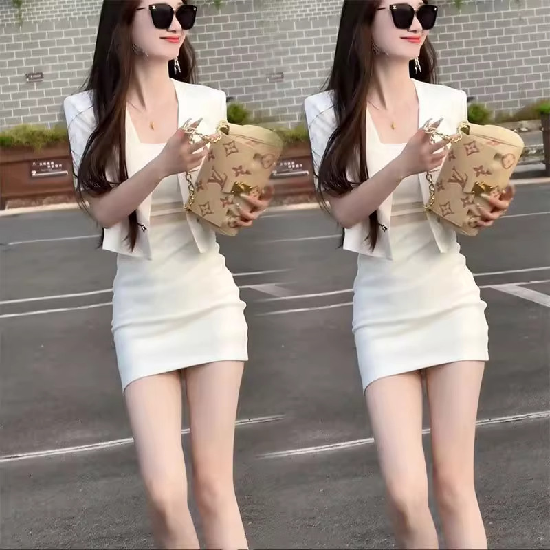 2025年夏季网红新款两件套装裙女纯欲辣妹风包臀吊带裙精致短西服,女装/女士精品,时尚套装,淘宝优惠券,粉丝福利购,淘宝优惠卷