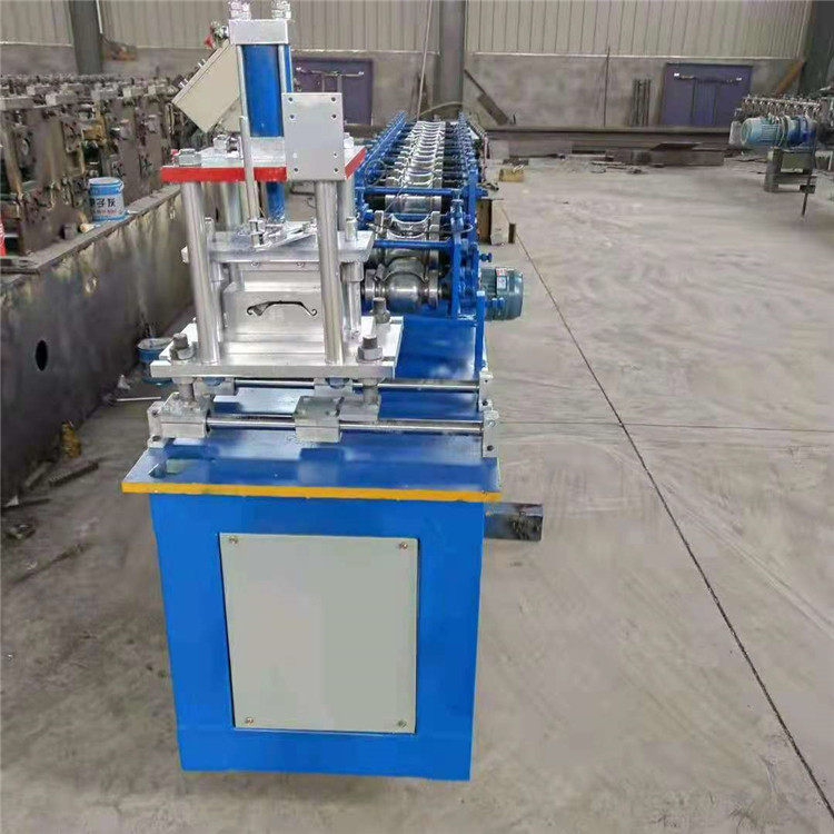 轻质隔墙板U型卡成型机C型槽成型设备蝴蝶卡机器全自动机械设备