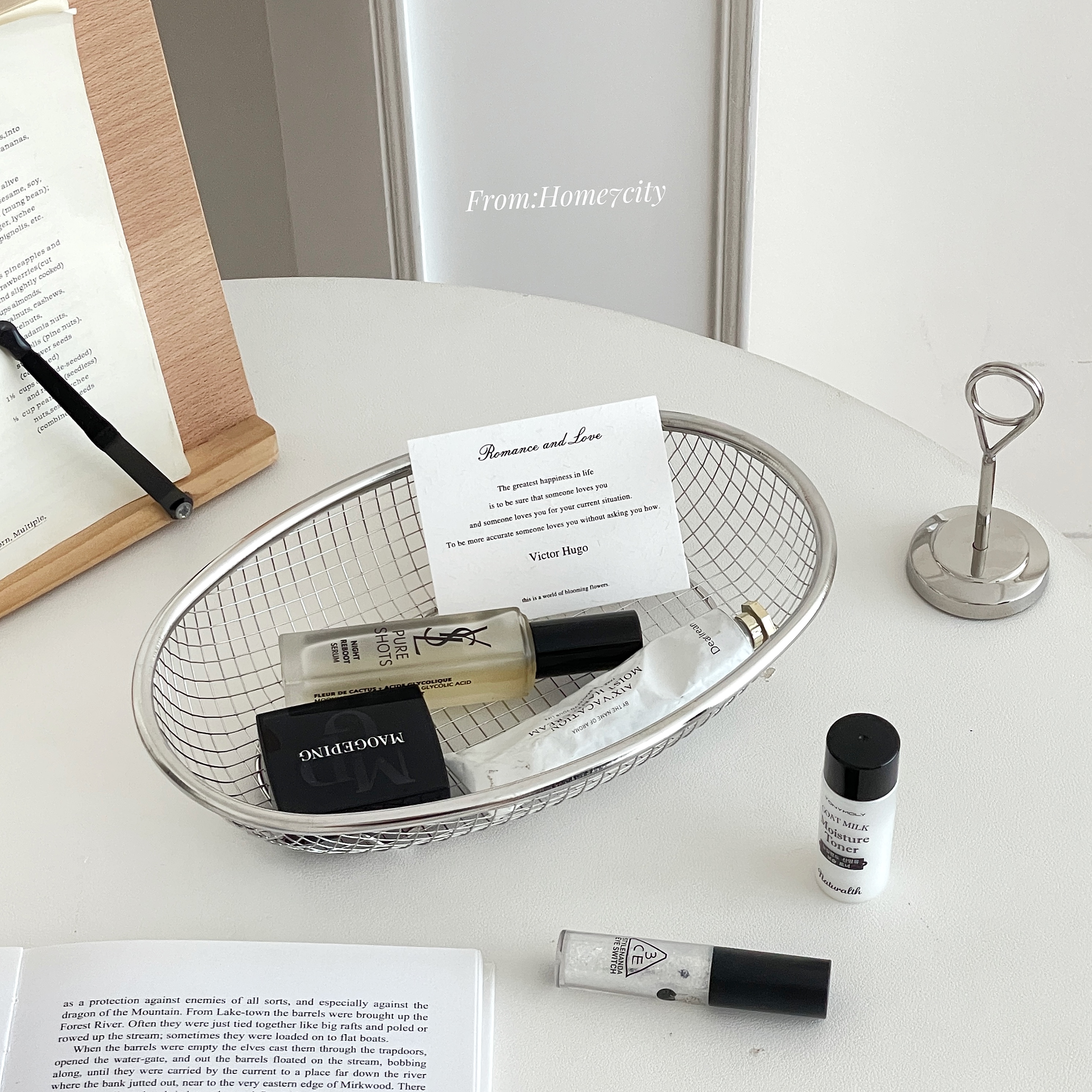 ins风椭圆不锈钢桌面收纳框高级感简约化妆品杂物整理框拍照道具