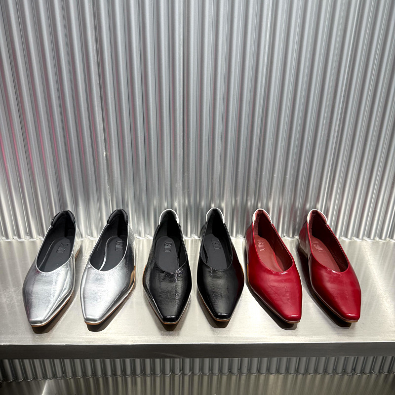 欧洲站女鞋2026年早春新款欧货真皮浅口低跟平底红色单鞋低帮鞋,女鞋,浅口单鞋,淘宝优惠券,粉丝福利购,淘宝优惠卷