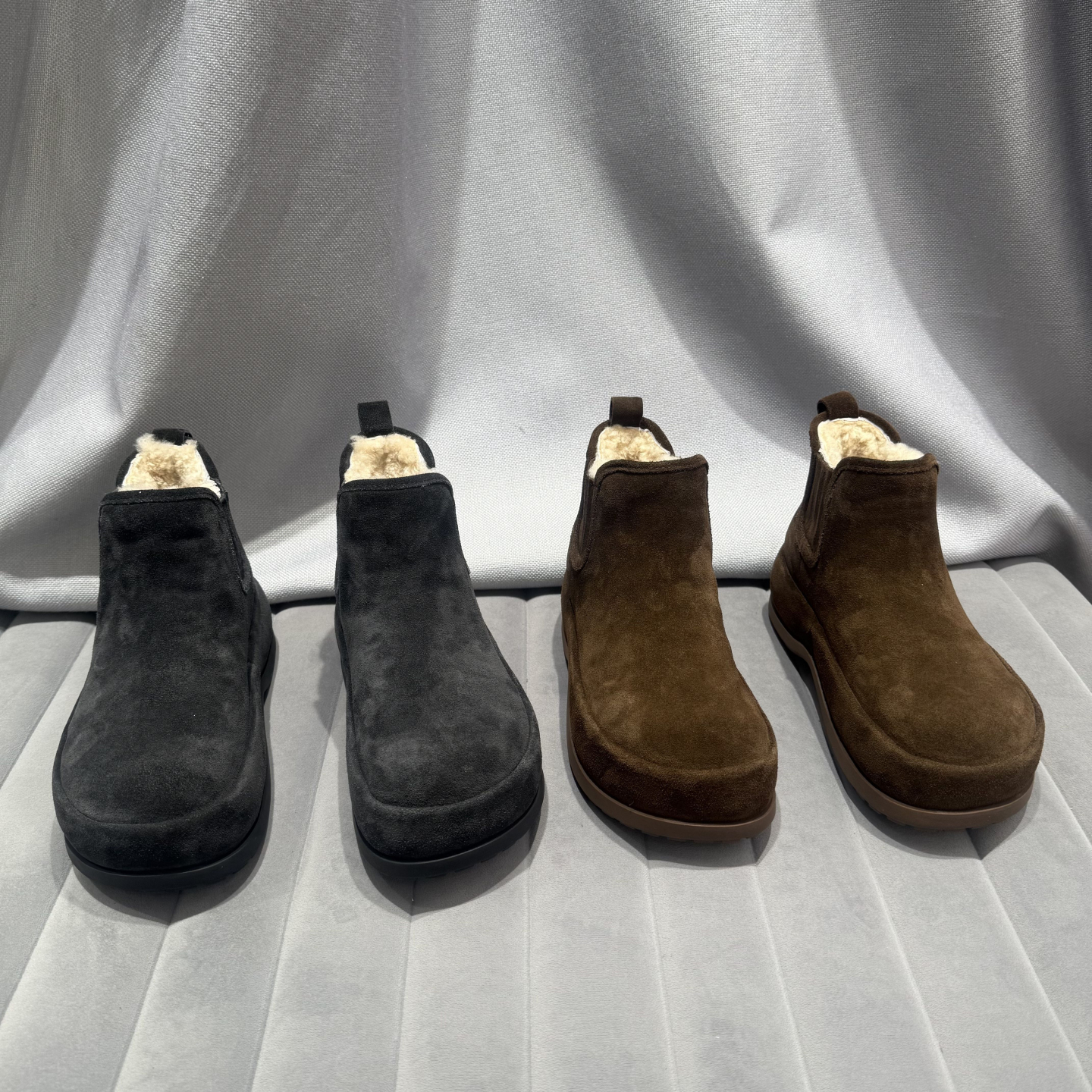 乐魔雪地靴女冬季羊羔毛加绒短靴