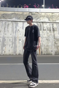 早秋美高街纯黑色弹力修身直筒大码微喇情侣牛仔裤男K860-P50图片