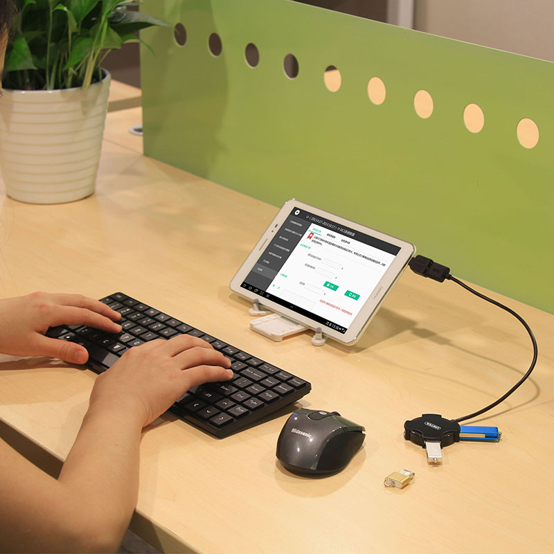 Hub USB - Ref 365374 Image 4