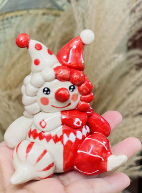 瓷蓓高温手工釉下彩绘小丑陶瓷摆件可爱卡通桌面装饰品生日礼物