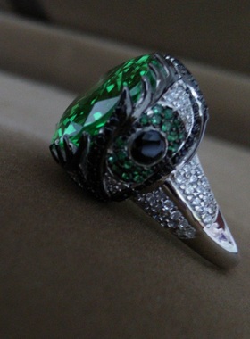 戒指祖母绿夸张银饰微镶创意