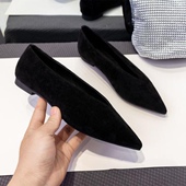 2025年新款 女巫鞋 百搭平底鞋 欧货女鞋 V口巫婆鞋 奶奶鞋 尖头单鞋 女