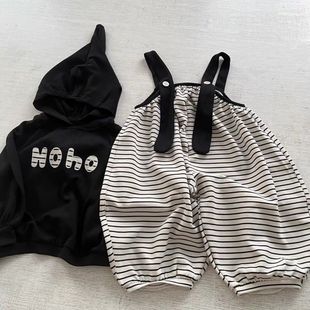 古灵精怪萌宝套装儿童可爱韩系穿搭条纹背带裤尖帽子字母黑色卫衣