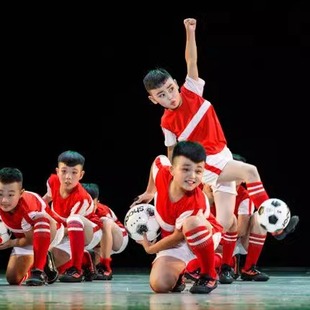 第八届小荷风采少儿群舞我们 舞蹈演出表演服道具定制 足球梦同款