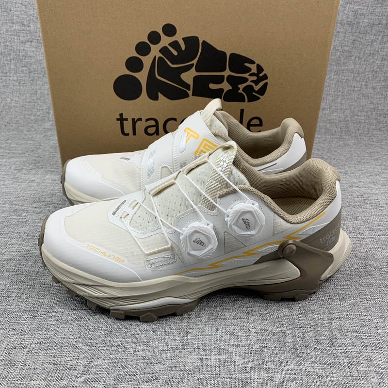 Traceable减震回弹耐磨越野跑鞋