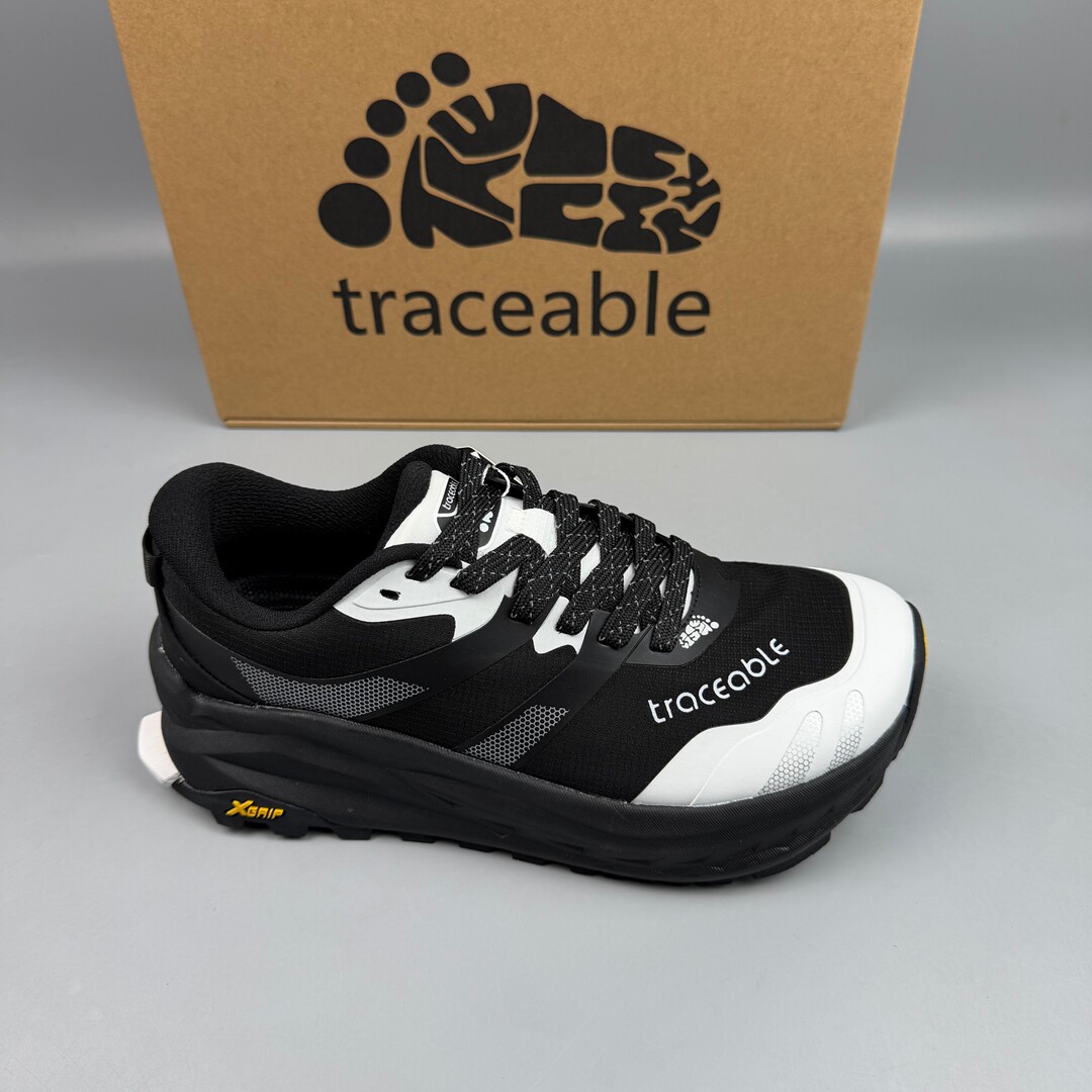 加拿大traceable减震情侣跑步鞋