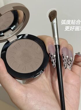 欧美亚裔妆冷灰色鼻影修容单色 挺拔立体轮廓镰刀刷子软糯粉质