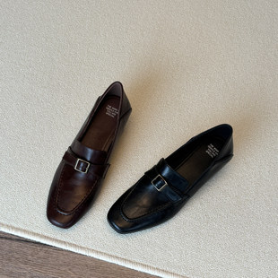 中跟 春秋方头一脚蹬小皮鞋 真皮英伦风粗跟乐福鞋 女皮带扣2026新款