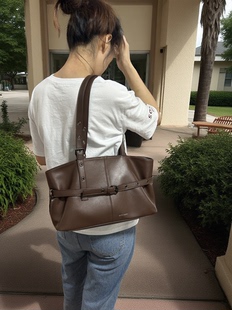 韩国小众设计师品牌24新款休闲百搭通勤托特包手提包腰带包单肩包