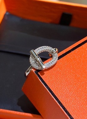 S925银欧美轻奢满钻OT搭扣戒指精工高级感高碳钻大Q ins风戒指环