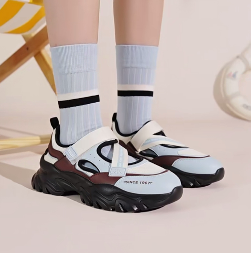 【正品】女款潮流百搭透气舒适休闲沙滩凉鞋 K0G25LL22CA-8012