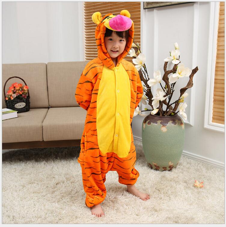 儿童卡通连体睡衣动物小童法兰绒