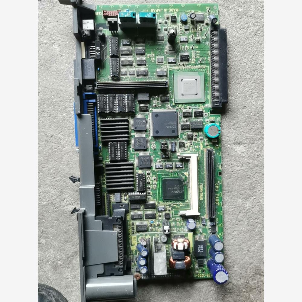 议价发那科控制板A16B-32