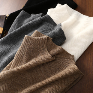 打底针织衫 淘么淘 半高领中袖 纯羊毛鱼骨纹修身 T恤女 曼妙纤瘦感