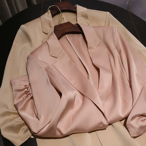 丝滑醋酸八分袖西装外套