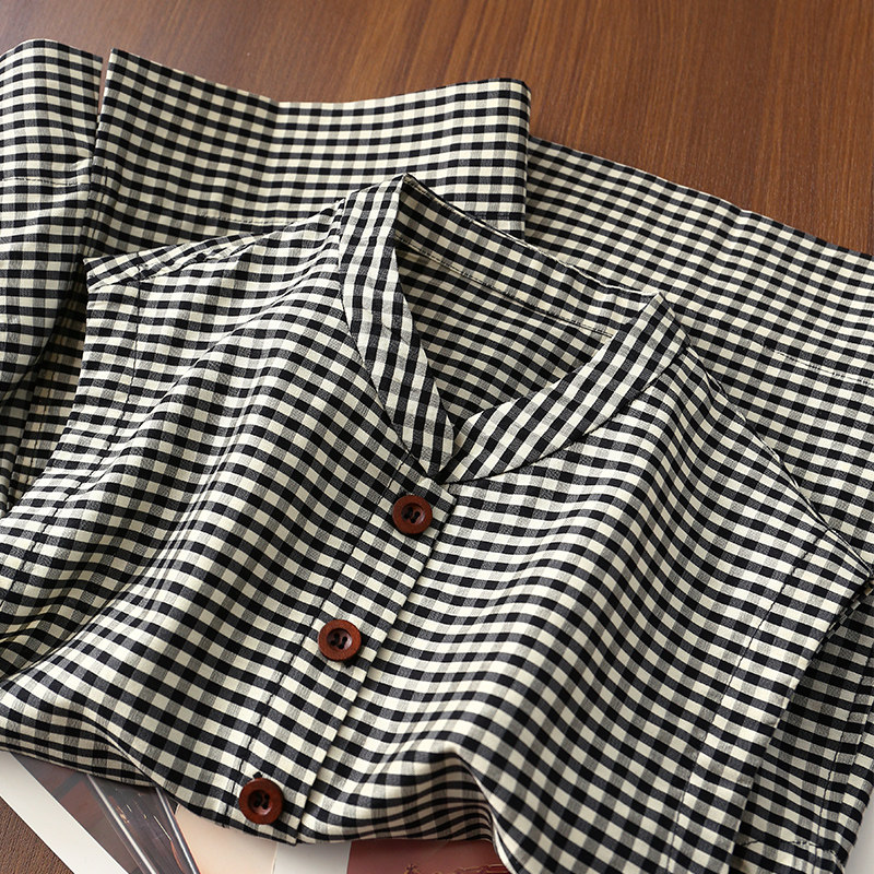 淘么淘&nbsp;复古画报look~真丝+棉黑白格纹小立领无袖上衣马甲女夏