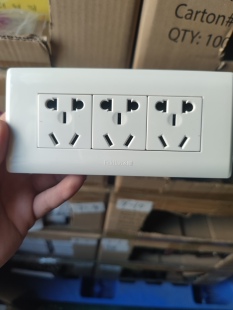 三插3插十五孔15孔三位五孔插座家用面板长方形