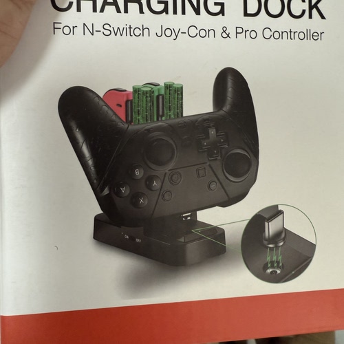 switch原装充电器。
