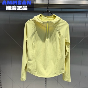迪桑特DESCENTE TRAINING女款户外运动半拉链连帽卫衣D5332THD36