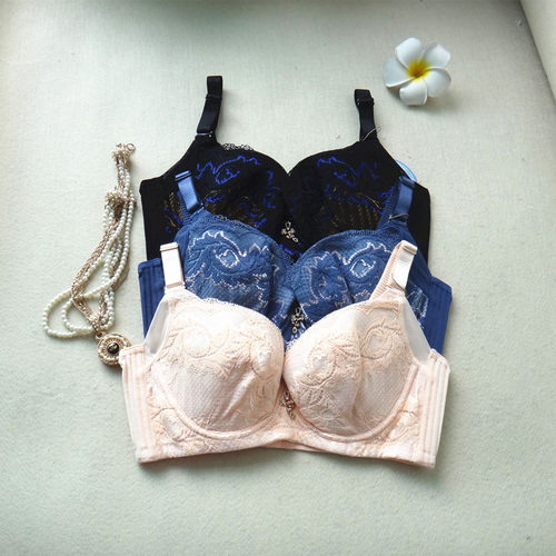 薄款性感聚拢调整型文胸有钢圈