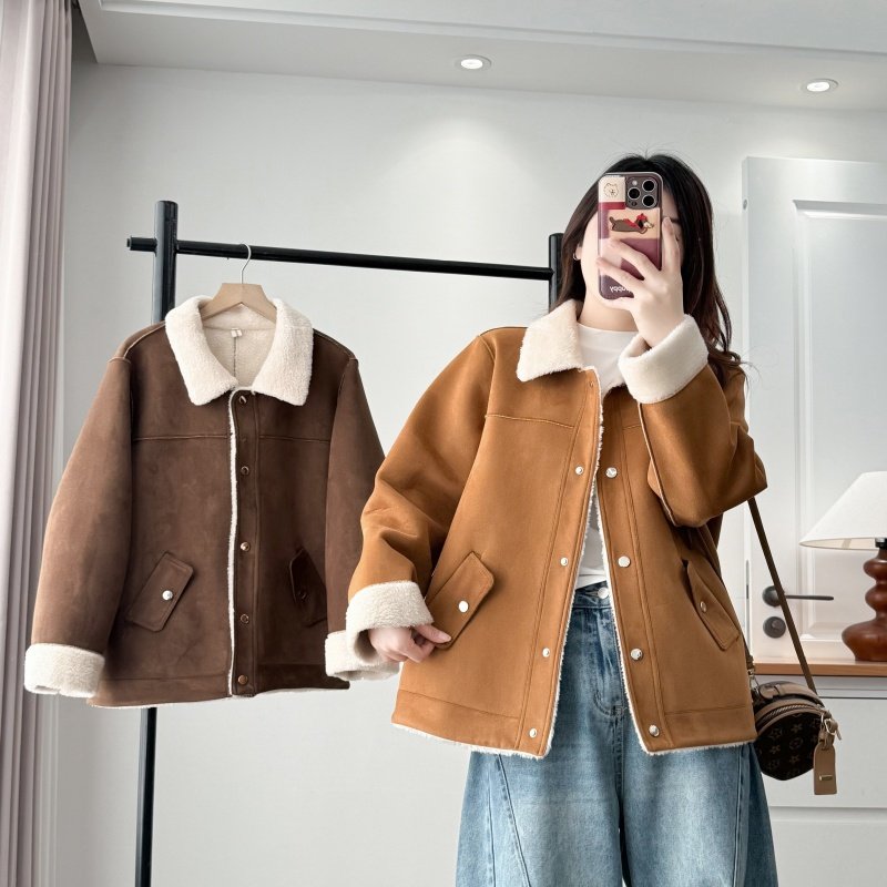 2025大码女装冬装新款胖mm复古加厚翻领羊羔毛皮毛一体鹿皮绒外套