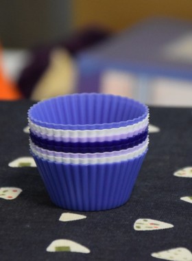 新品渐变紫色耐高温硅胶便当小菜杯饭盒隔菜可微波甜品蛋糕烤箱杯