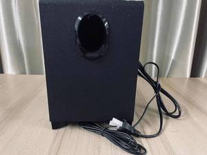 Edifier/漫步者 R101V电脑音箱单个低音炮3.5卫星箱高音喇叭一对