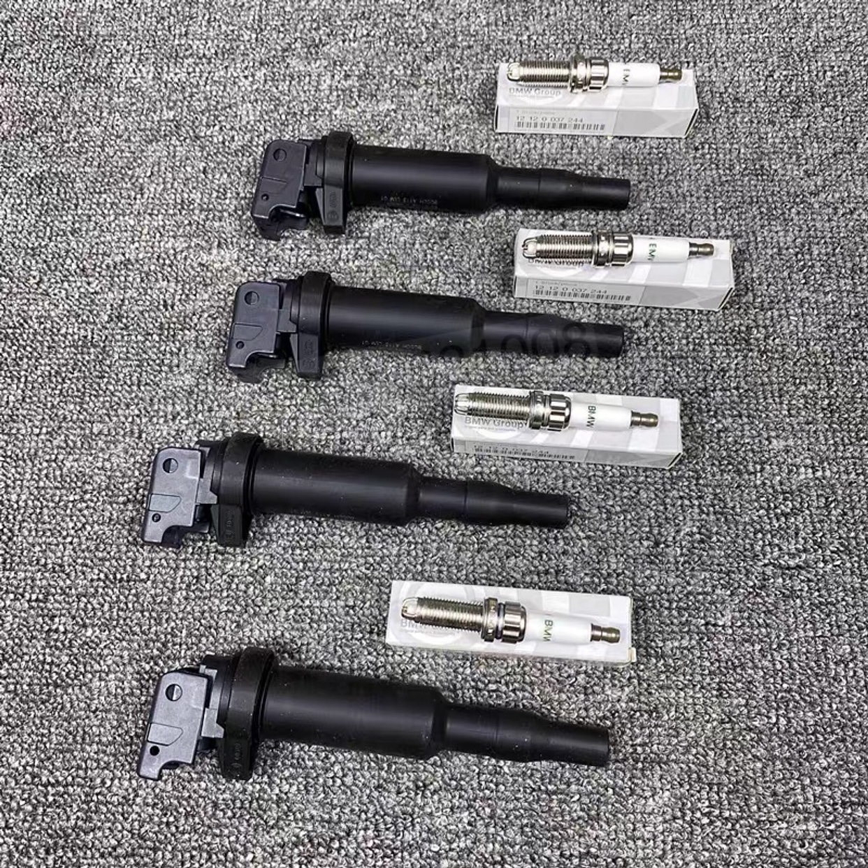 适用宝马X1 X3 X5 X6 320 523 520 525 730点火线圈高压包火花塞