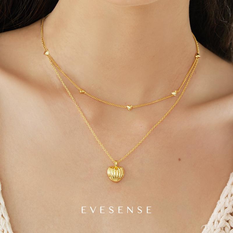 EVESENSE法式复古金色爱心项链