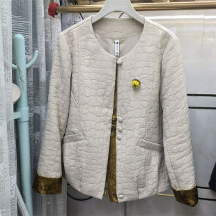 单排扣减龄上衣商场同款 轻奢风小香风圆领短外套女春季 宽松长袖