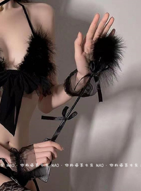 哥哥打PP 散鞭男朋友打屁屁小皮鞭sp调教道具惩罚打人工具玩具女m