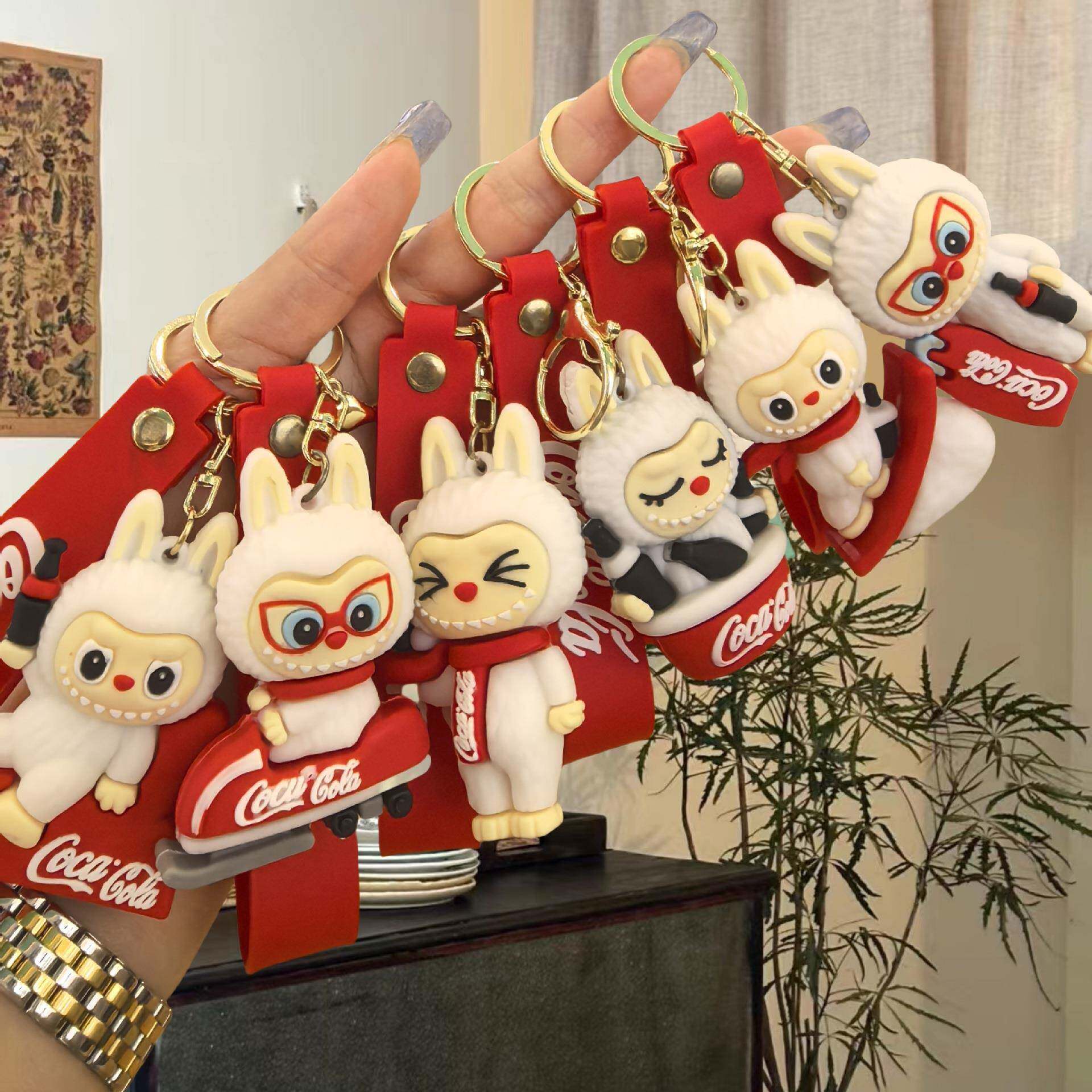 新款卡通可乐冲浪拉布布钥匙扣钥匙链可爱包包挂饰挂件小礼品