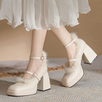 （现货）法式玛丽珍毛毛鞋粗跟小个子高跟鞋秋冬加绒一字带扣单鞋