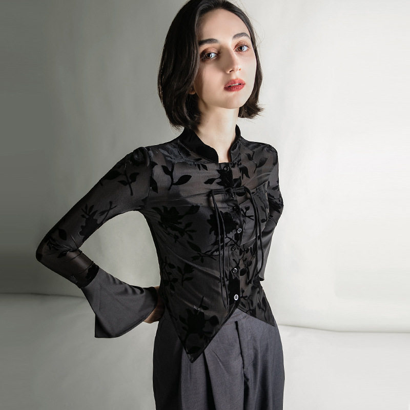 黑色打底衫女内搭新中式印花上衣2026新款秋季设计感国风长袖t恤
