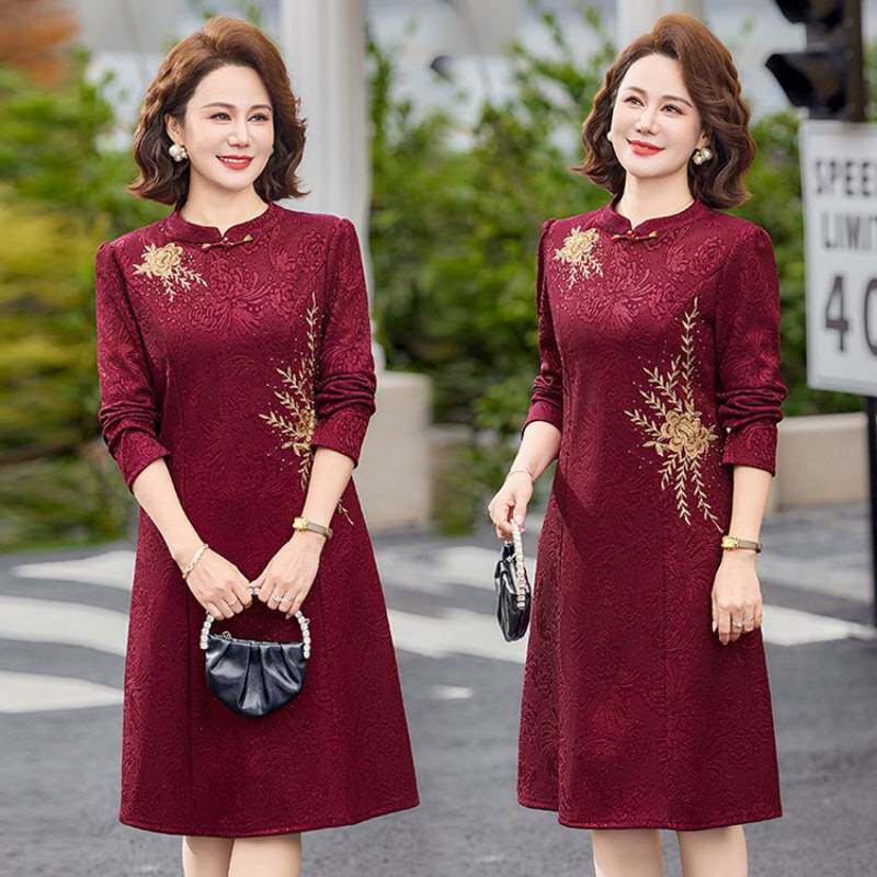 专柜品牌新中式改良版旗袍领连衣裙女中老年婚宴妈妈装红色中长款