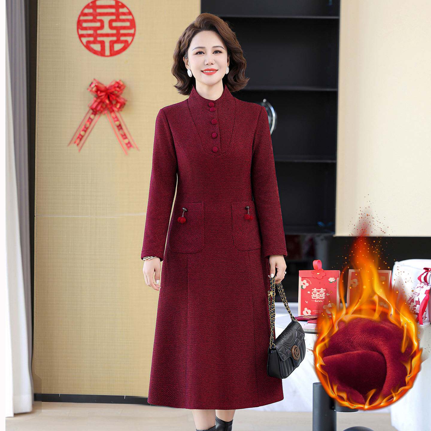 专柜官方时尚优雅气质立领多扣连衣裙女2026秋冬款长袖修身显瘦礼