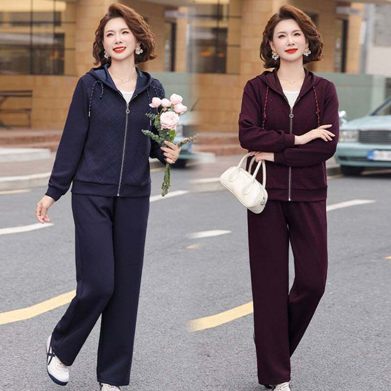 专柜品牌妈妈春装休闲运动服套装时尚新款中老年女装春秋外套阔太
