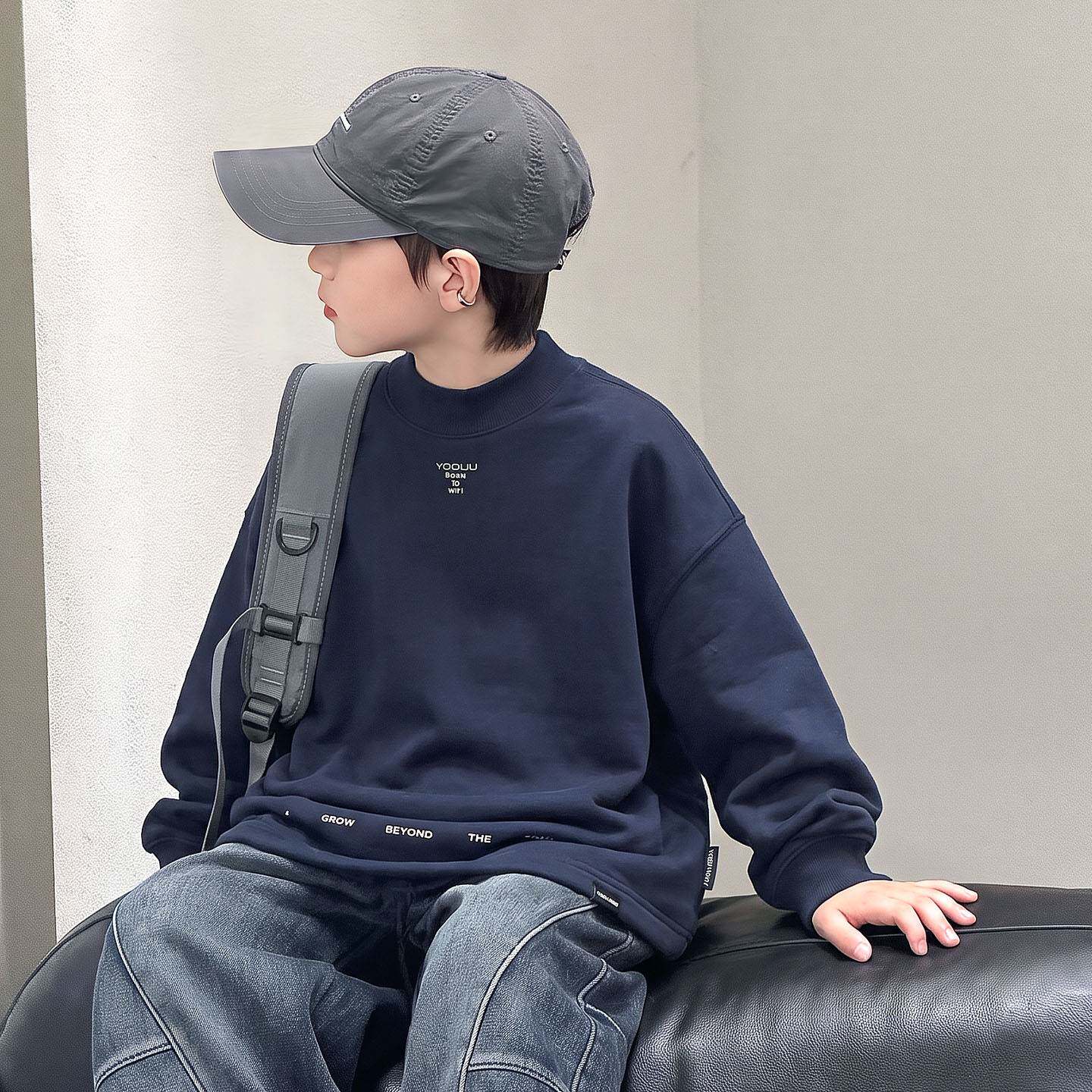 专柜品牌男童加绒卫衣中大童秋冬款加厚休闲上衣青少年个性抽绳宽