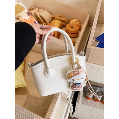 专柜品牌超火手拎小包包新款2026休闲时尚单肩包跨境爆款高级感通