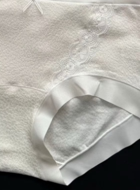 【老客入大厂】3-5天发货 4条装 超细腻棉麻蕾丝女内SZLZ479