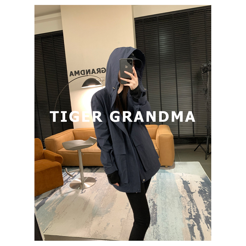 大奇TG立体大口袋中长款连帽风衣夹克外套女高品质极简风春季新品
