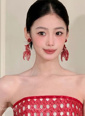 新中式复古红色锦鲤金鱼耳钉洋气时尚新款无耳洞耳夹新娘耳环耳饰